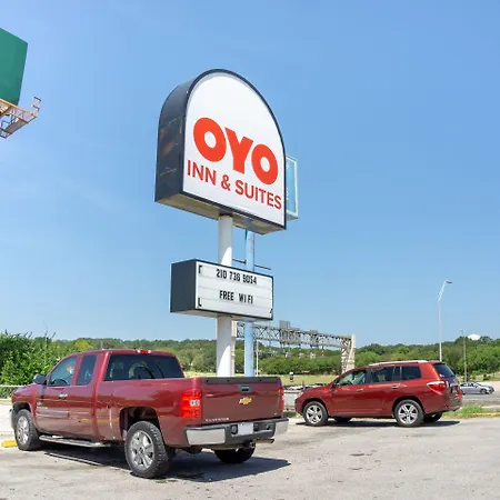 Oyo Inn & Suites Medical Center San Antonio-2