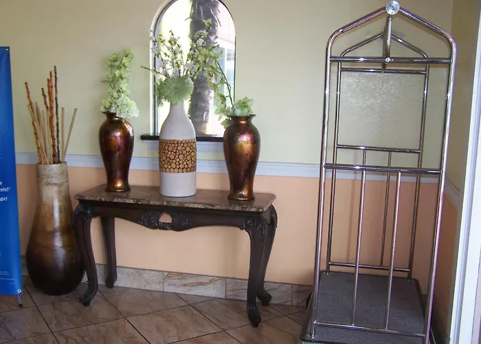 Baymont By Wyndham San Antonio Near South Texas Medical Ctr Hotel